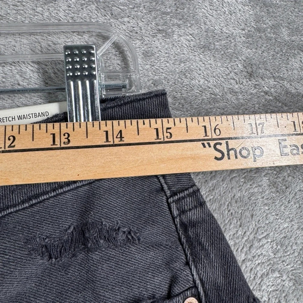 American Eagle Baggy Short 8 29